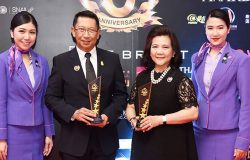 THAI Chairman of the Board of Directors and Acting President Receive “Thailand Headlines Person of the Year Awards”