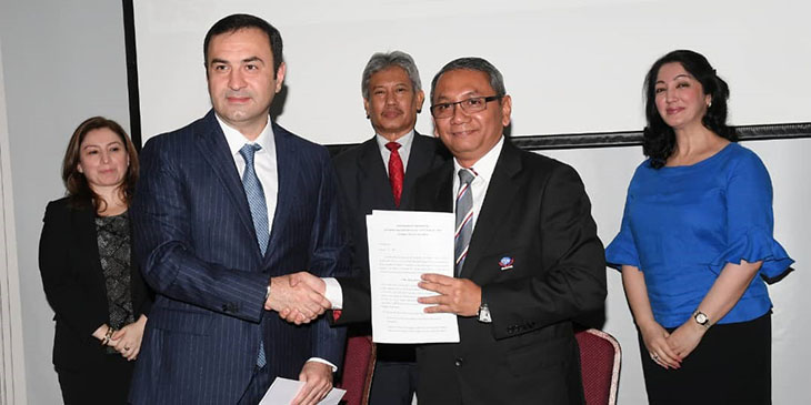 AZRA’s Nahid Bagirov and MATTA’s Akil Yusof forge closer ties with the bilateral tourism partnership